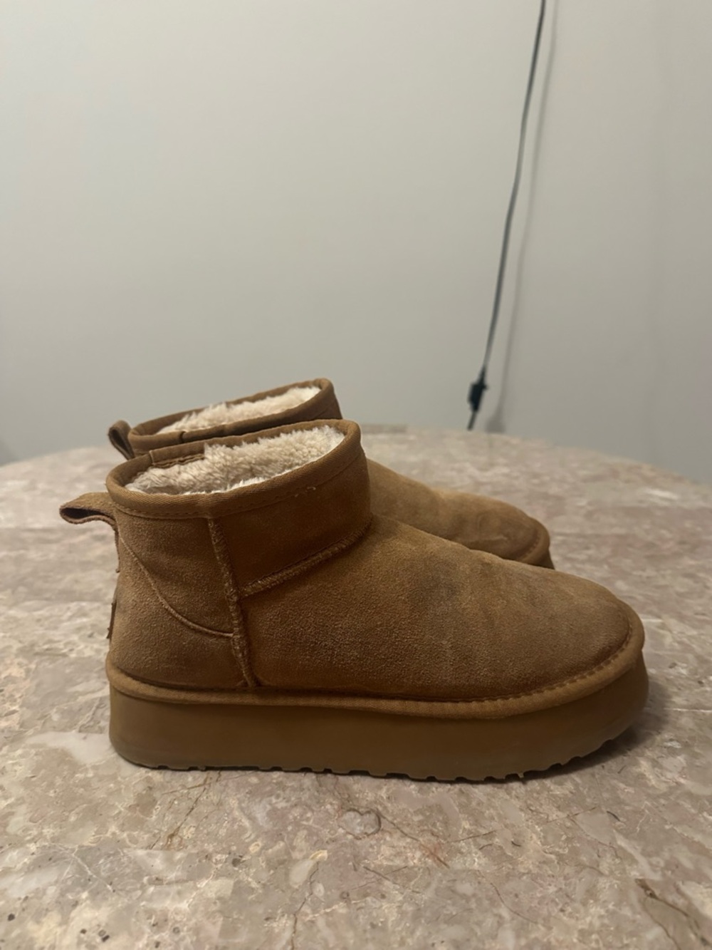 UGG Classic Ultra Mini Chestnut Boot Bootie
Women's Sizes 40